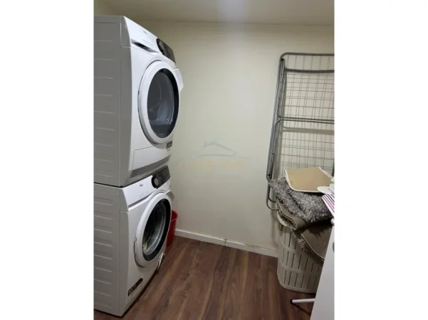 Tirane, shitet apartament 2+1 Kati 1, 115 m² 170.000 € (fresk)