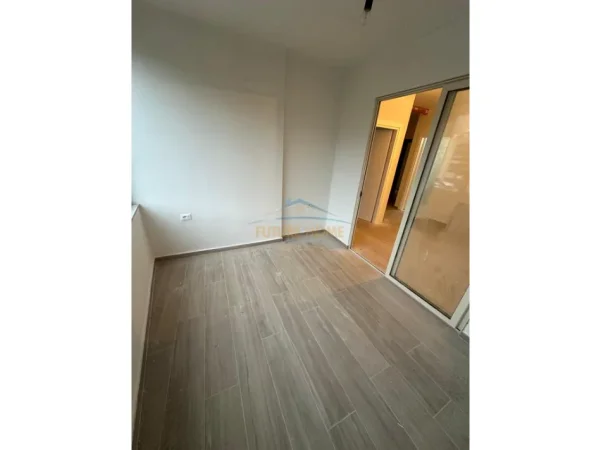 Tirane, shitet apartament 2+1 Kati 4, 60 m² 85.000 € (Rruga e Thesarit, Fresk)