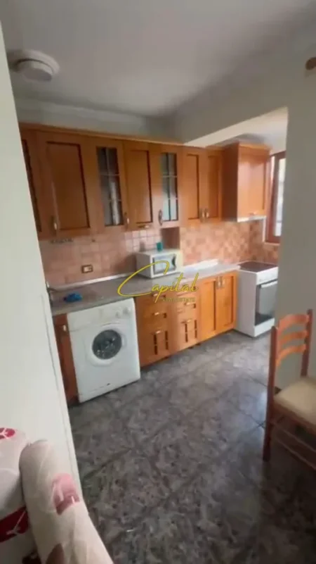 Tirane, shitet apartament 1+1 Kati 4, 53 m² 117.000 € (ISH PARKU)