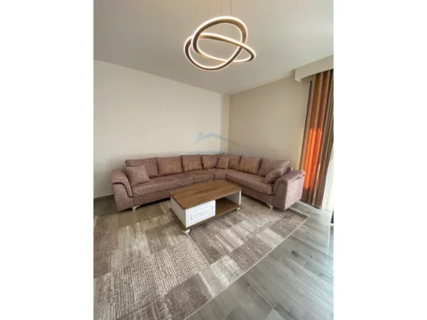 Tirane, shitet apartament 1+1+Ballkon Kati 2, 71 m² (TEG)