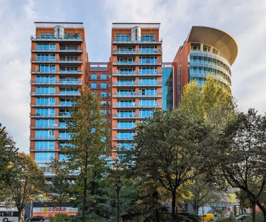 Tirane, jepet me qera zyre Kati 10, 48 m² 1.440 € (ETC)