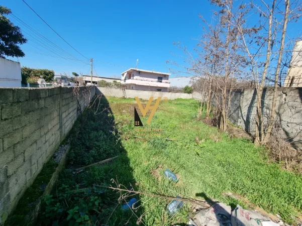 Tirane, shitet toke , 600 m² 150.000 € (KASHAR)