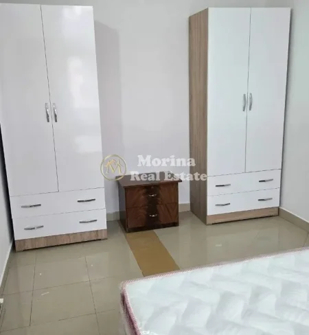 Tirane, jepet me qera shtepi 1+1 Kati 3, 60 m² 350 € (5 Maji)