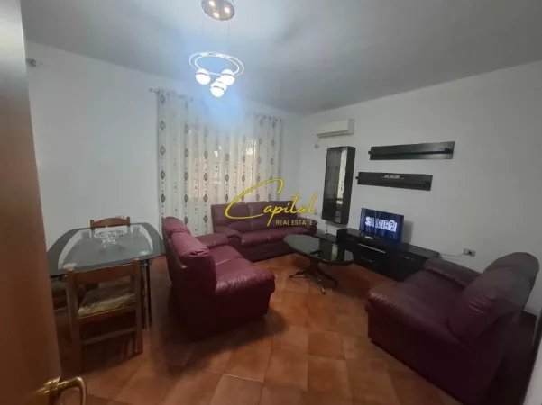 Tirane, jepet me qera apartament 1+1 Kati 1, 65 m² 500 € (ASTIR)