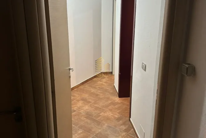 Tirane, jepet me qera apartament 1+1 Kati 2, 60 m² 350 € (Siri Kodra)