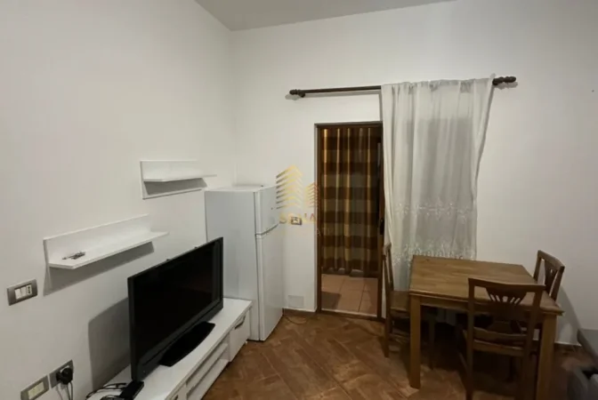 Tirane, jepet me qera apartament 1+1 Kati 2, 60 m² 350 € (Siri Kodra)