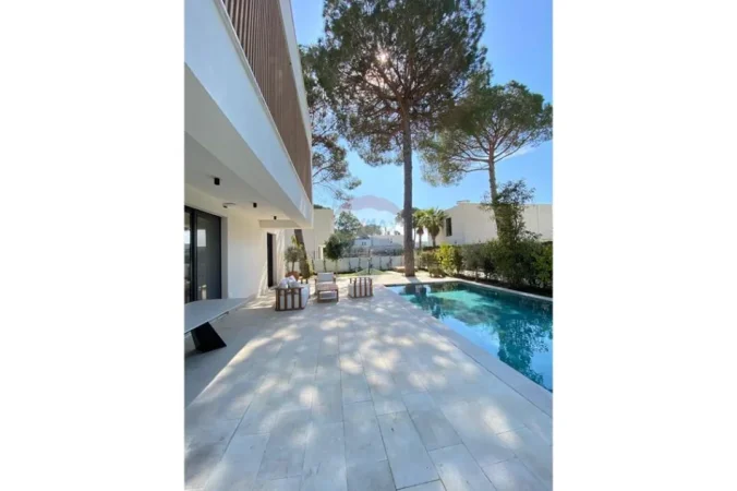 Durres, shitet Vile 4+1 , 591 m² 1.500.000 € (San Pietro, Durrës)