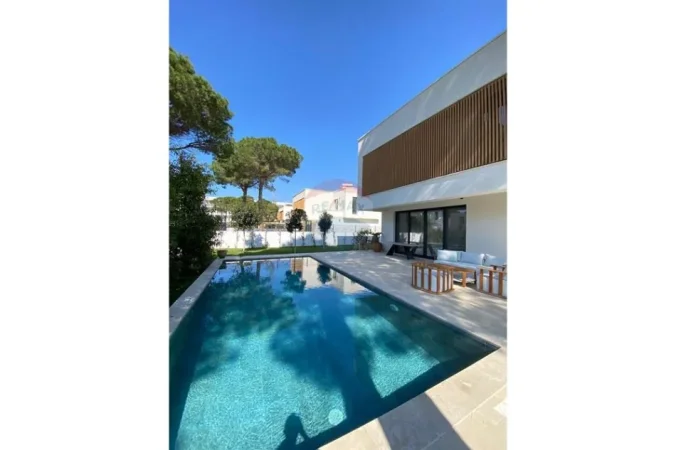 Durres, shitet Vile 4+1 , 591 m² 1.500.000 € (San Pietro, Durrës)