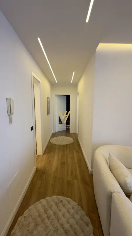 Tirane, jepet me qera apartament 2+1+Ballkon Kati 3, 120 m² 1.400 € (RRUGA E KOSOVAREVE)