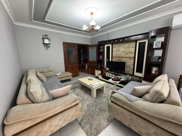 Tirane, shitet apartament 2+1+Ballkon Kati 2, 105 m² 190.000 € (LAPRAKE)