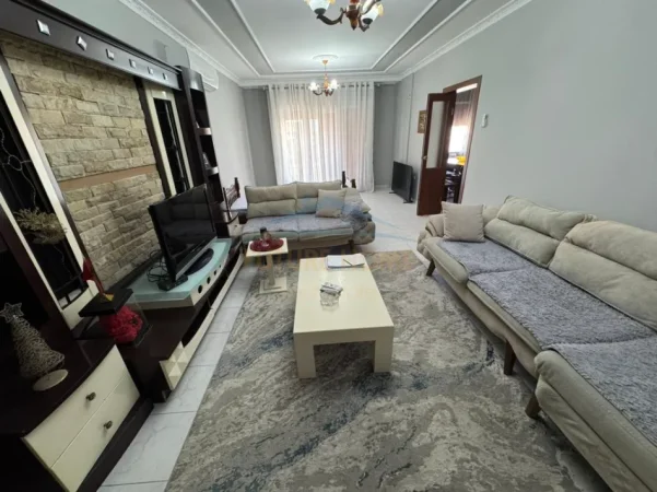 Tirane, shitet apartament 2+1+Ballkon Kati 2, 105 m² 190.000 € (LAPRAKE)
