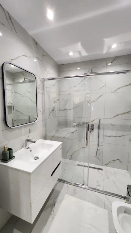 Tirane, jepet me qera apartament 1+1+Ballkon Kati 6, 72 m² 600 € (rruga jordan misja)
