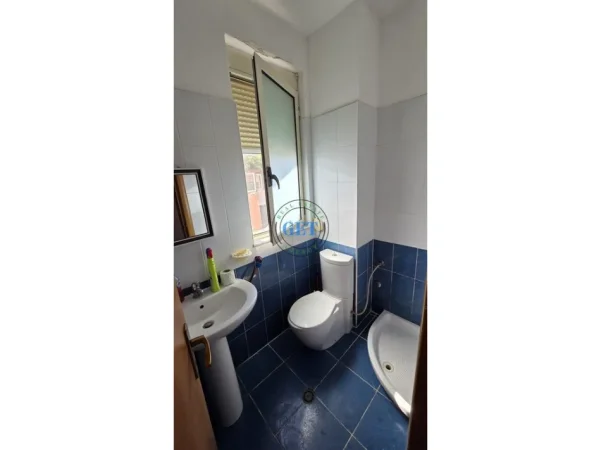 Durres, jepet me qera apartament 1+1 Kati 5, 60 m² 250 € 