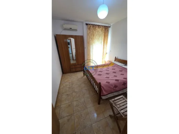 Durres, jepet me qera apartament 1+1 Kati 5, 60 m² 250 € 