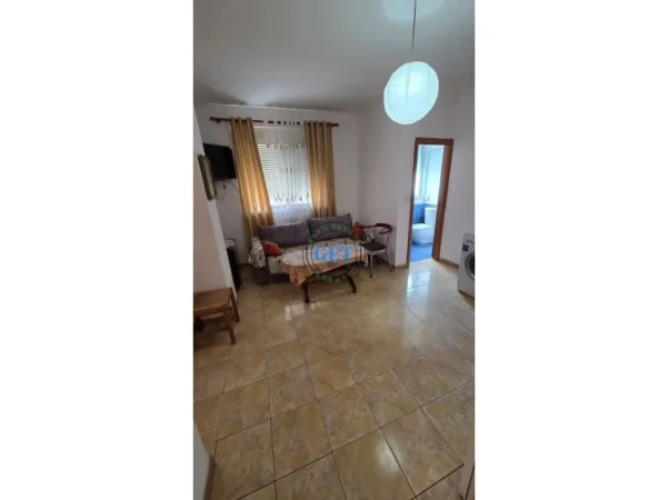 Durres, jepet me qera apartament 1+1 Kati 5, 60 m² 250 € 