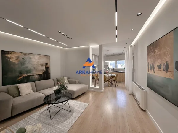 Tirane, shitet apartament 2+1+Ballkon Kati 8, 116 m² 285.000 € 