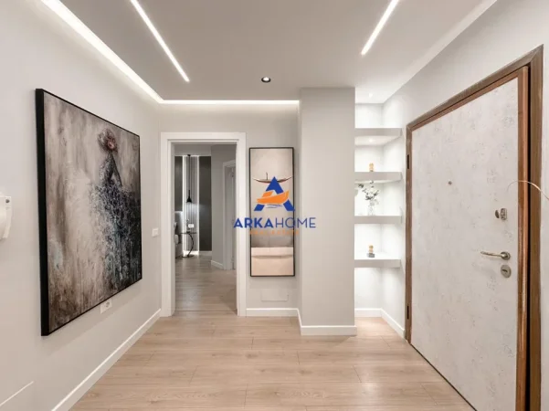 Tirane, shitet apartament 2+1+Ballkon Kati 8, 116 m² 285.000 € 