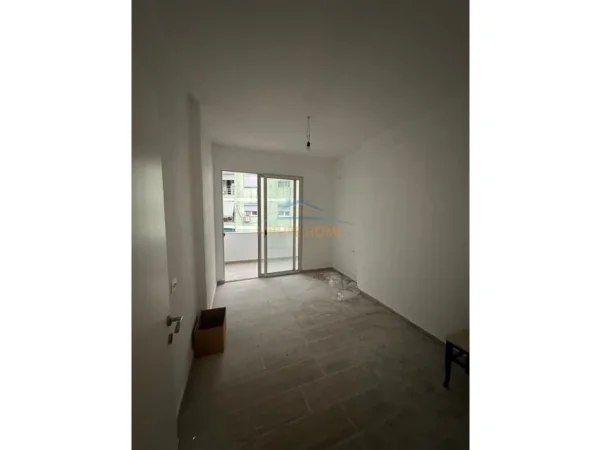 Tirane, shitet apartament 2+1 Kati 4, 69 m² 95.000 € (Rruga e Thesarit, Fresk)