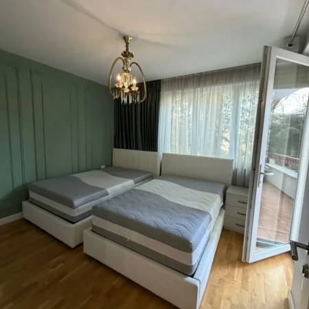Tirane, shitet apartament 3+1+Ballkon , 129 m² 390.000 € (Stadiumi Air Albania)