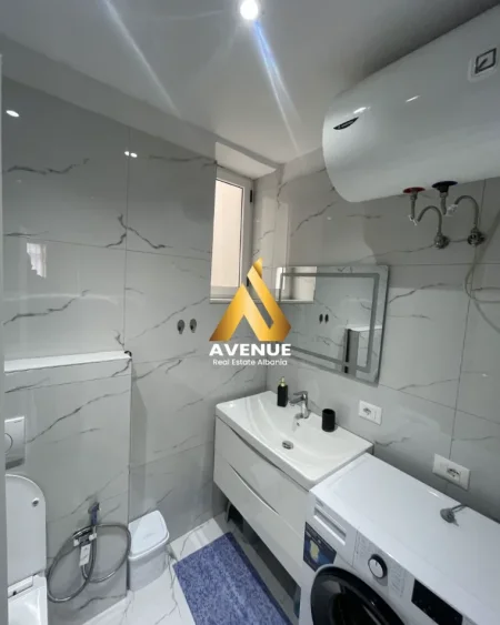 Shqiperi, shitet apartament 2+1 Kati 5, 105 m² 269.000 € (Rruga Muhamet Gjollesha)