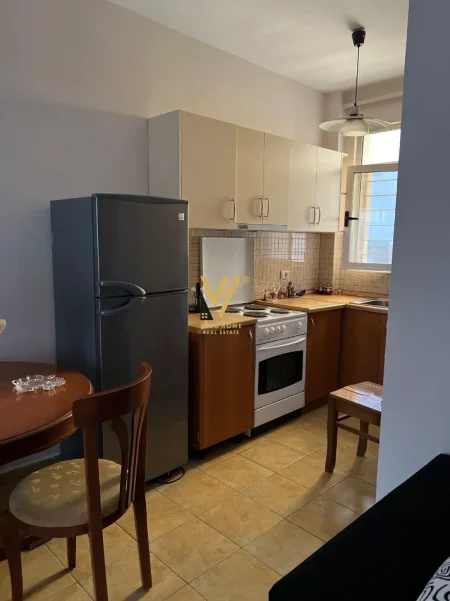 Tirane, jepet me qera apartament 1+1+Ballkon Kati 0, 65 m² 620 € (MINE PEZA)