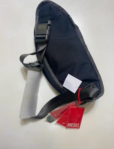 Tirane, shes Marsup origjinal Diesel 35 mij lek eshte e re si ne foto