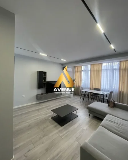 Tirane, shitet apartament 2+1 , 105 m² 269.000 € (Rruga Muhamet Gjollesha)
