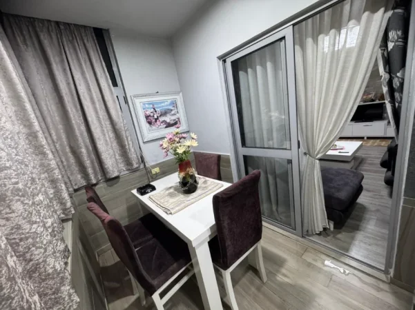 Tirane, jepet me qera apartament 1+1+Ballkon Kati 7, 70 m² 400 € (Astir)