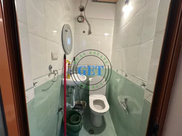 Durres, jepet me qera ambjent biznesi Kati 0, 45 m² 300 € 