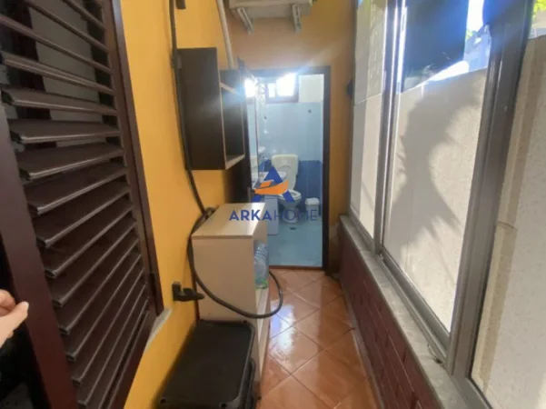 Tirane, jepet me qera apartament 1+1+Ballkon Kati 2, 75 m² 320 € 