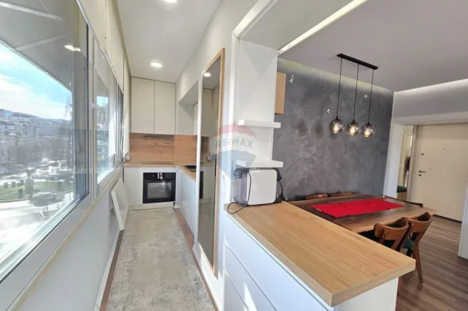 Tirane, jepet me qera apartament 2+1+Aneks+Ballkon Kati 5, 75 m² 850 € 