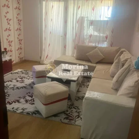 Tirane, jepet me qera apartament 1+1 Kati 7, 70 m² 450 € (Fresku)