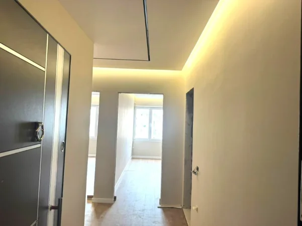 🏡 Jepet me Qera Super Apartament 2+1+2 per zyra,5 Maj pas Concordit