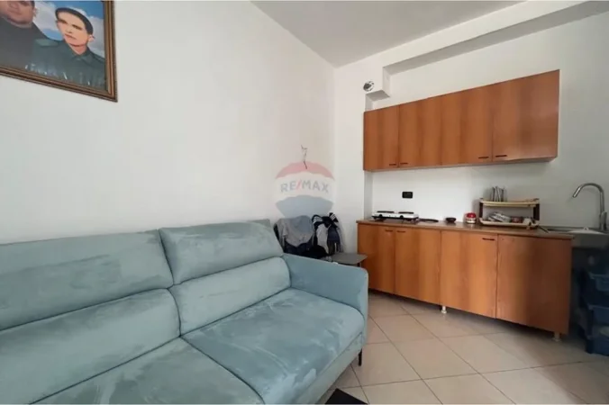 Vlore, shitet apartament 1+1 Kati 7, 50 m² 78.000 € (Blv. Ismail Qmali, Xhamia, Vlore)