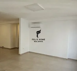 Tirane, jepet me qera zyre Kati 1, 74 m² 1.250 € (LICEU ARTISTIK)