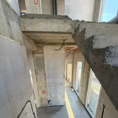 Tirane, shitet Vile 3 Katshe , 266 m² 700.000 € (Rolling Hills Liqeni i Farks)