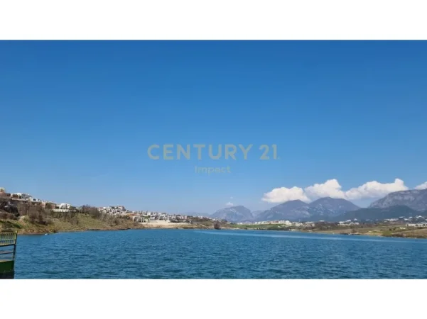 Tirane, shes apartament 1+1 Kati 1, 76 m² 124.500 € (Liqeni i Farkës)