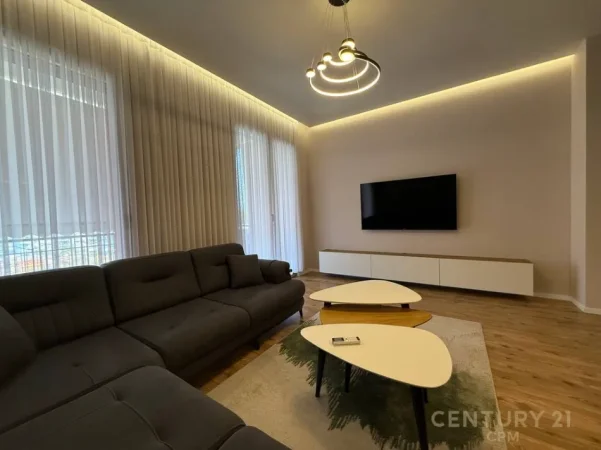 Tirane, jepet me qera apartament 2+1+Ballkon Kati 8, 118 m² 1.300 € (Delijorgji)