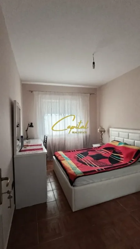 Tirane, jepet me qera apartament 1+1 Kati 6, 69 m² 400 € (ISH TREGU ELEKTRIK)