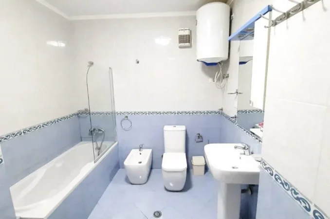 Tirane, jepet me qera apartament 2+1+Ballkon Kati 3, 120 m² 700 € (Zogu i Zi)