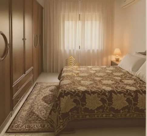 Tirane, jepet me qera apartament 1+1+Ballkon Kati 2, 60 m² 450 € (Brryli)