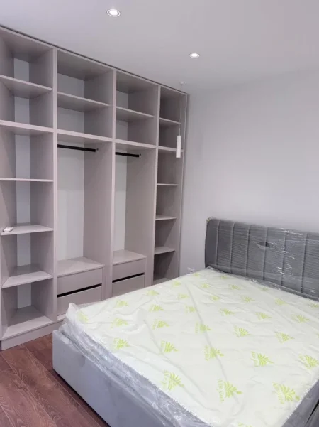 Tirane, jepet me qera apartament 1+1+Ballkon Kati 2, 65 m² 470 € 