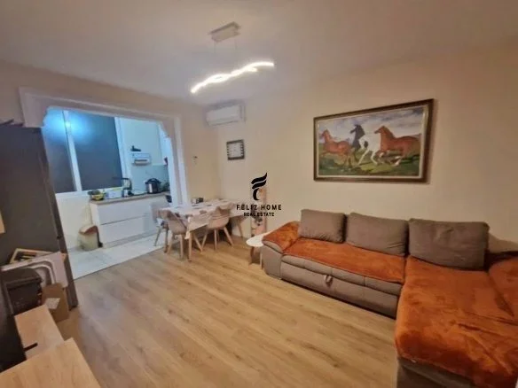 Tirane, shitet apartament 1+1+Ballkon Kati 4, 49 m² 120.000 € (STACIONI TRENIT)