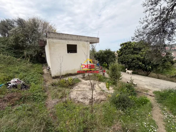 Vlore, shitet shtepi Kati 0, 131 m² 170.000 € (Lagja "Topana")