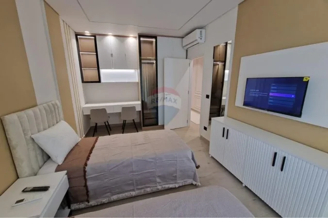 Tirane, jepet me qera apartament 2+1+Ballkon , 115 m² 1.600 € 