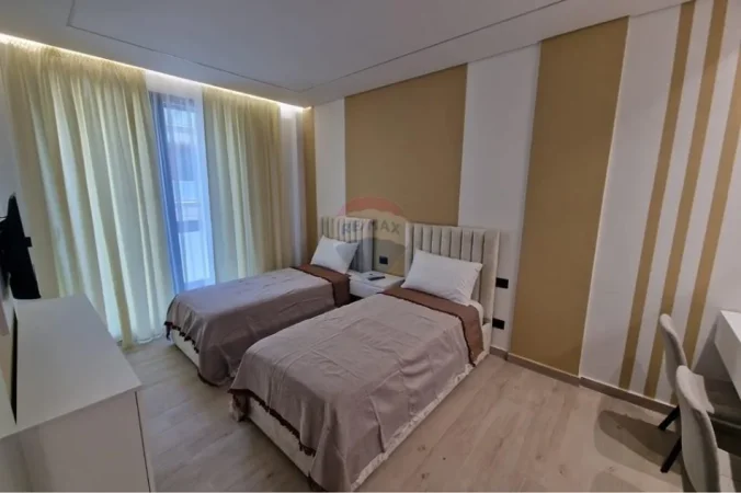 Tirane, jepet me qera apartament 2+1+Ballkon , 115 m² 1.600 € 