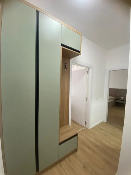 Tirane, jepet me qera apartament 2+1 Kati 5, 90 m² 650 € 