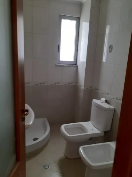 Tirane, shitet apartament 2+1 Kati 3, 107 m² 183.340 € 