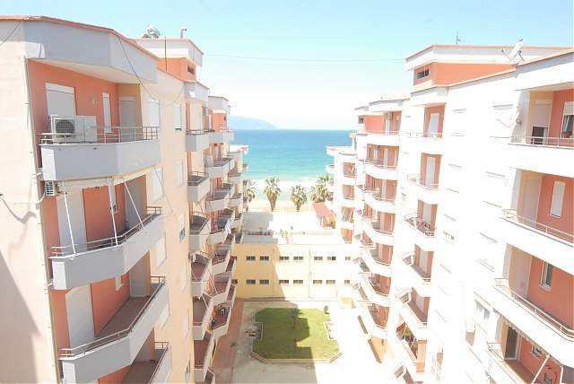 Vlore, jap me qera apartament Kati 3, 120 m² ,duke filluar nga 35 Euro/nata (Uji i Ftohte)