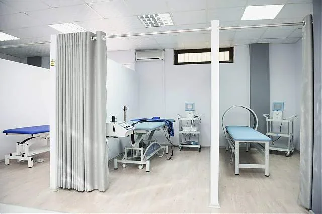 Tirane, - Elio`s Klinik Rehabilitim